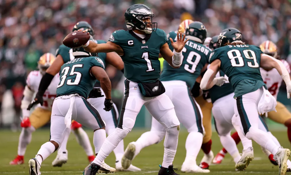 Who are the standout players to watch in the eagles vs chiefs game?